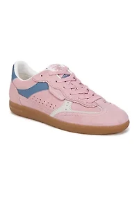 Kallen Sneakers
