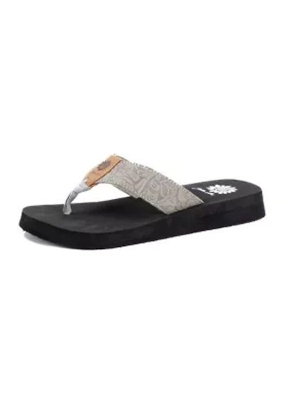 Kynlee Flip Flop Thong Sandals