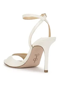 Davara Heels