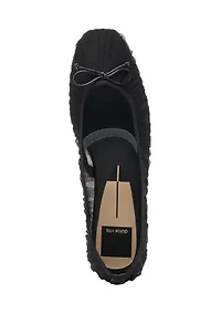 Raeven Flats