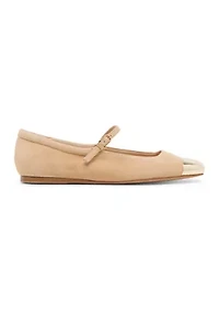 Reyes Toe Cap Flats