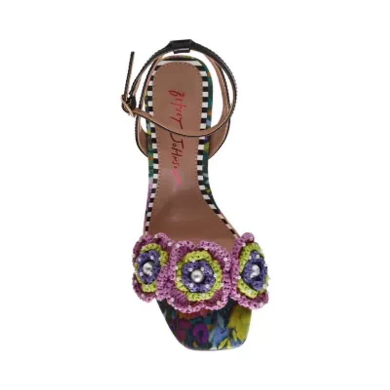 Ainsleyy Sandals