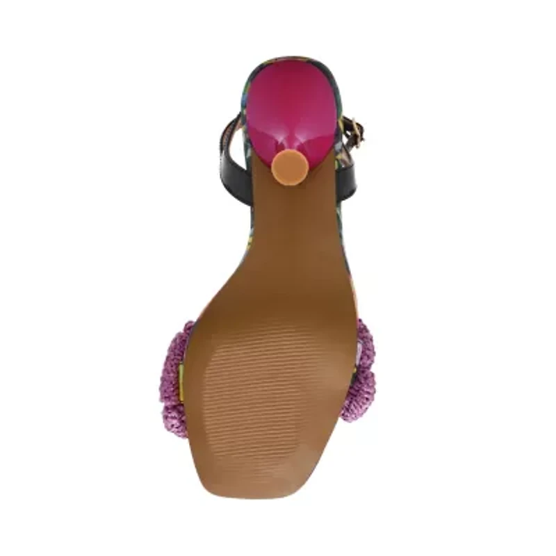 Ainsleyy Sandals