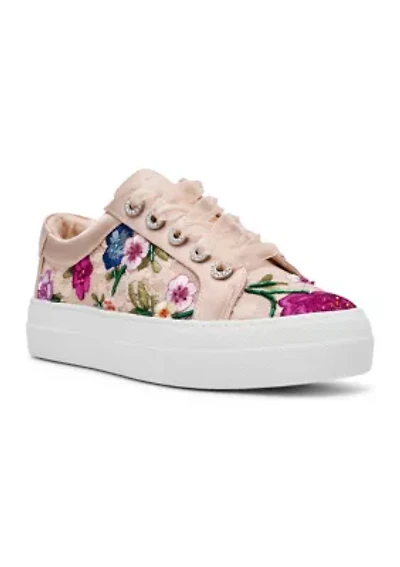 Jayla Sneakers