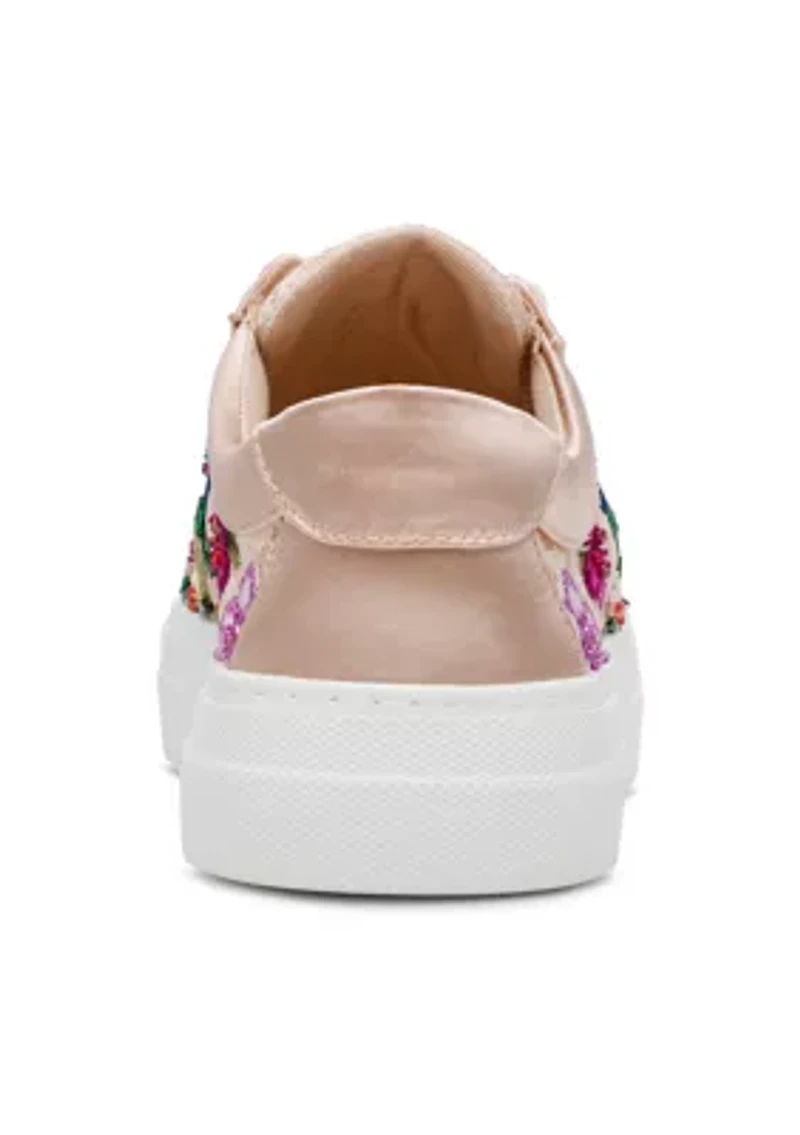 Jayla Sneakers