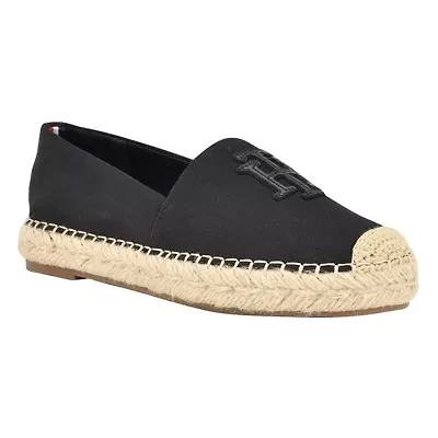 Peanni Flat Espadrille Closed Toe Shoes