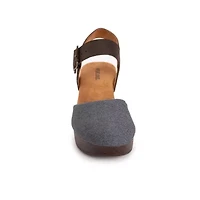 Women's Merritt Closed Toe Quarter Strap Shoe