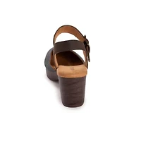 Women's Merritt Closed Toe Quarter Strap Shoe