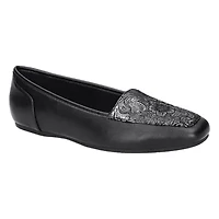 Thrill Square Toe Flats