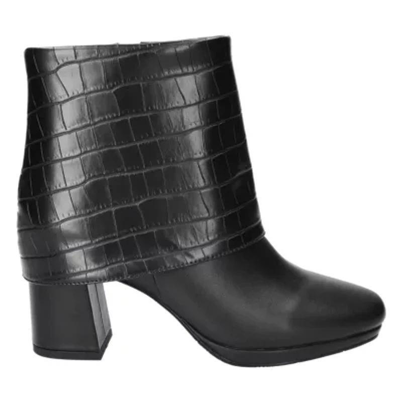 Sutton Sqaure Toe Ankle Boots