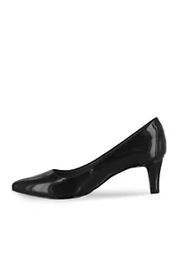 Pointe Pumps