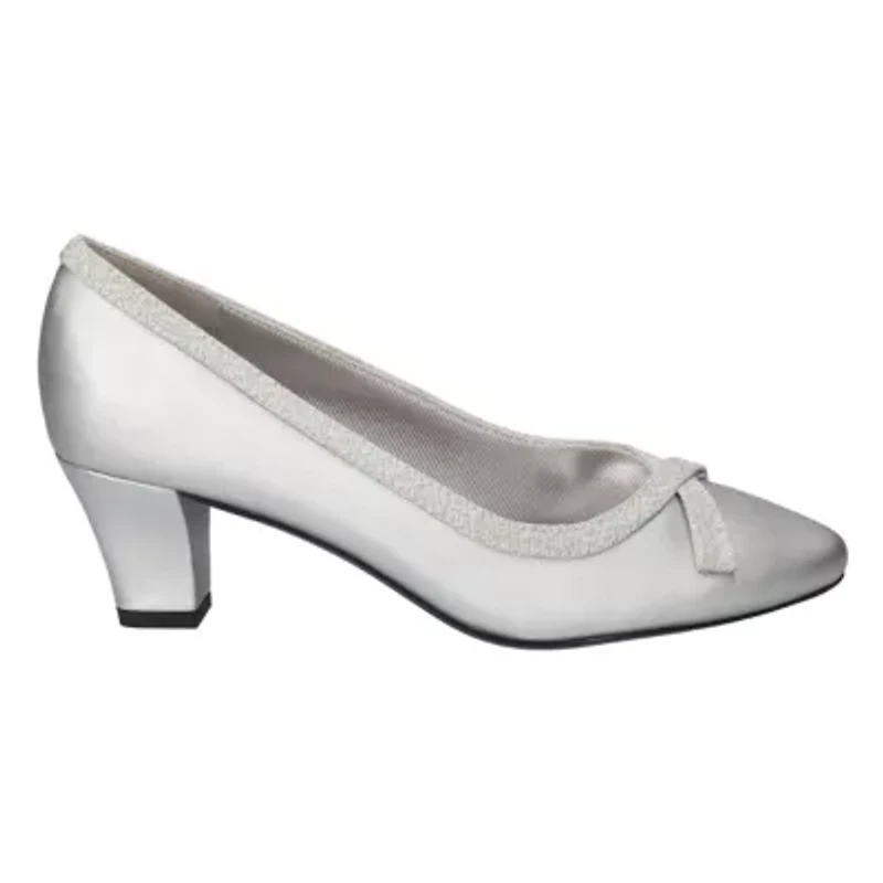 Kata Pumps