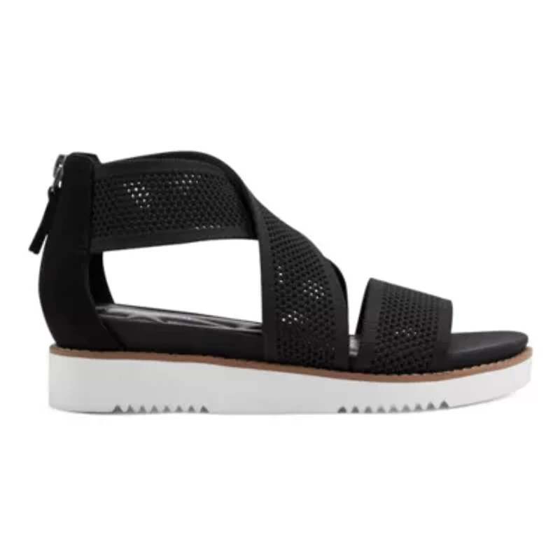 Wander Round Toe Strappy Casual Sandals
