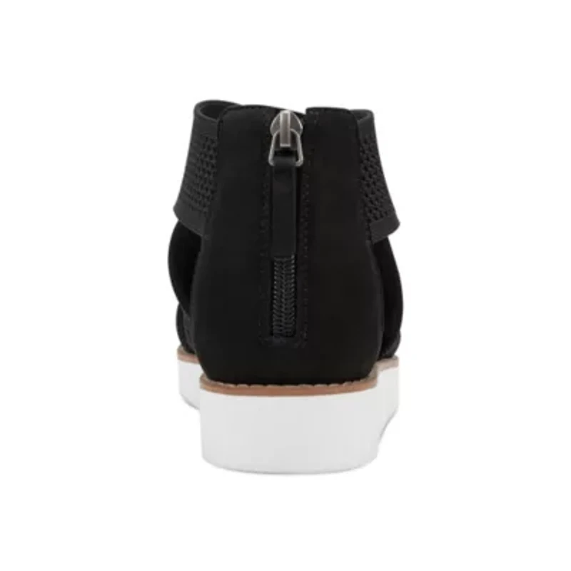 Wander Round Toe Strappy Casual Sandals