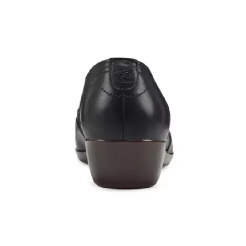 Daisie Closed Toe Casual Slip-on Shoes