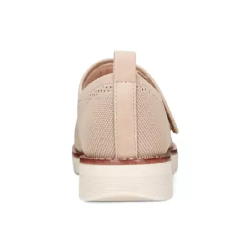 Venna eFlex Round Toe Casual Flat Shoes
