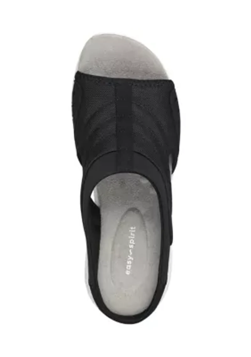 Traciee Round Toe Casual Flat Sandals
