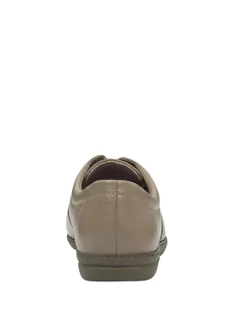 Motion Oxfords