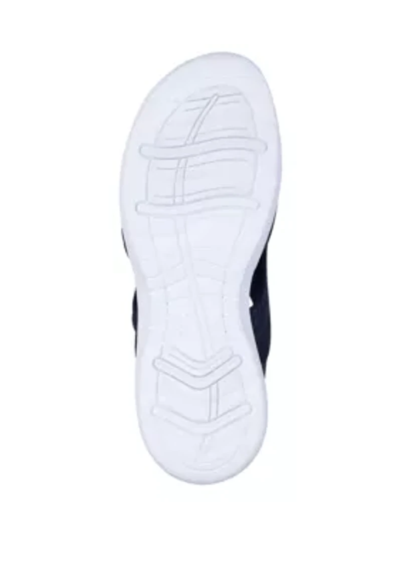 Traciee Round Toe Casual Flat Sandals