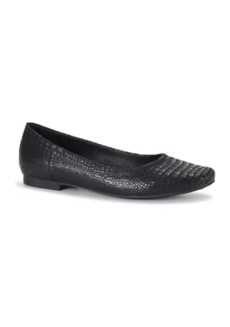 Devyn Flats