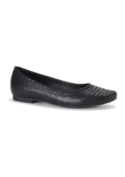 Devyn Flats