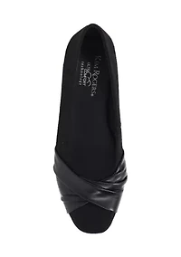 Dayna Flats