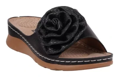 Honey Flower Rosette Sandal