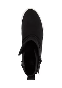 Poster Buckle Hightop Sneakers