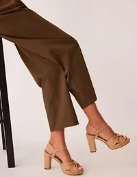 Velia Platform Sandal