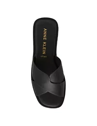Khloe Sandal