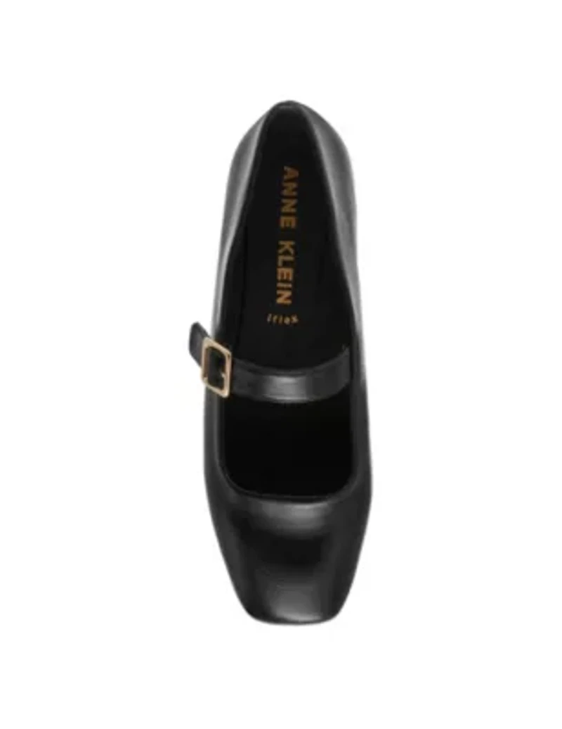 Mabel Mary Jane Flat
