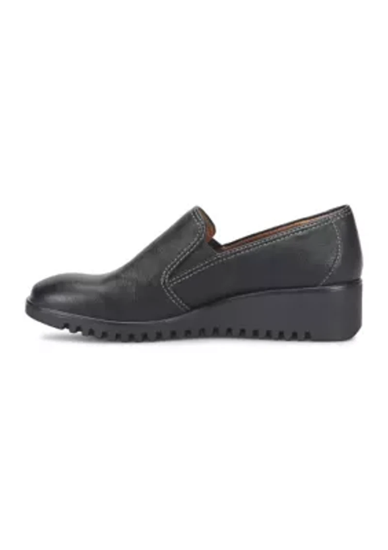 Darbi Loafers