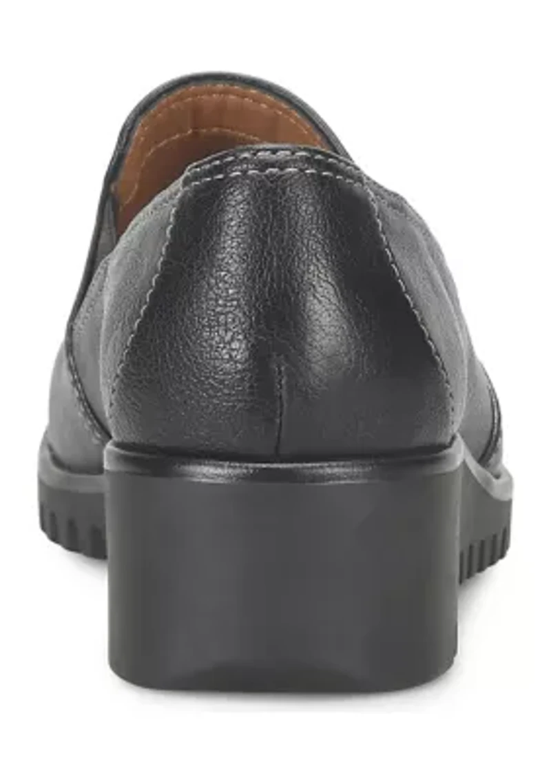 Darbi Loafers