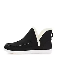 Capreece Slippers