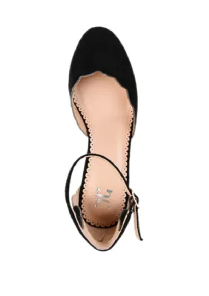 Edna Pumps