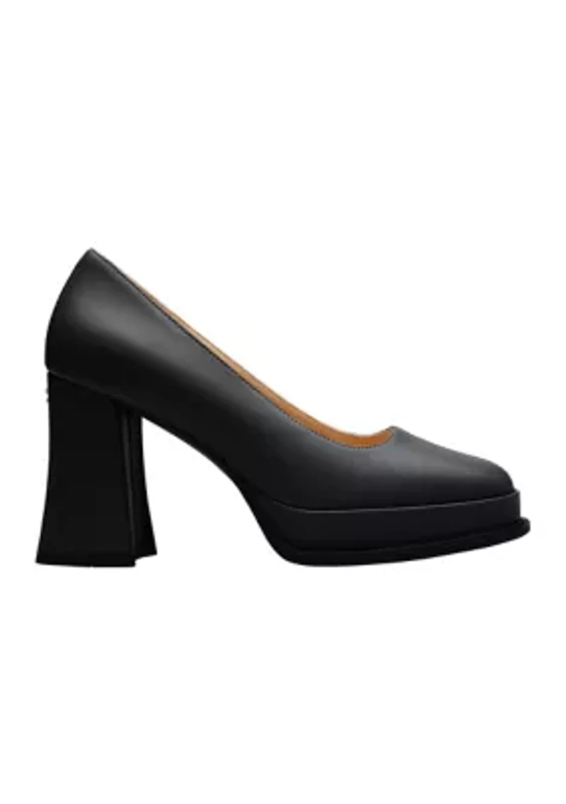 Sculpted C Pumps