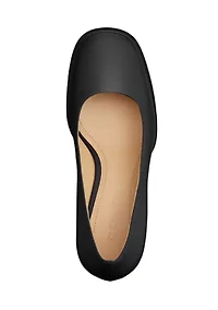 Sculpted C Pumps