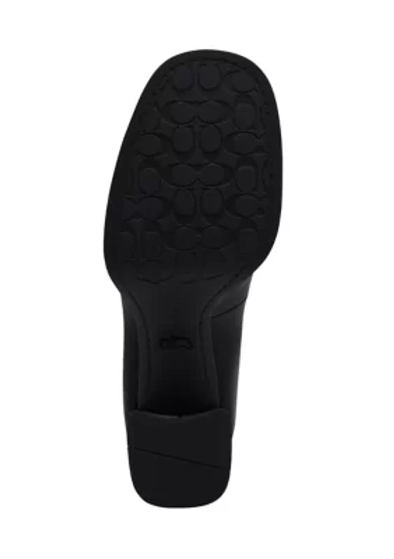 Sculpted C Pumps