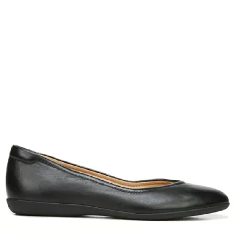 Vivienne Flat