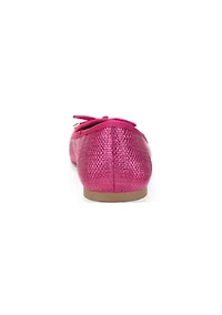 Larissa Flats
