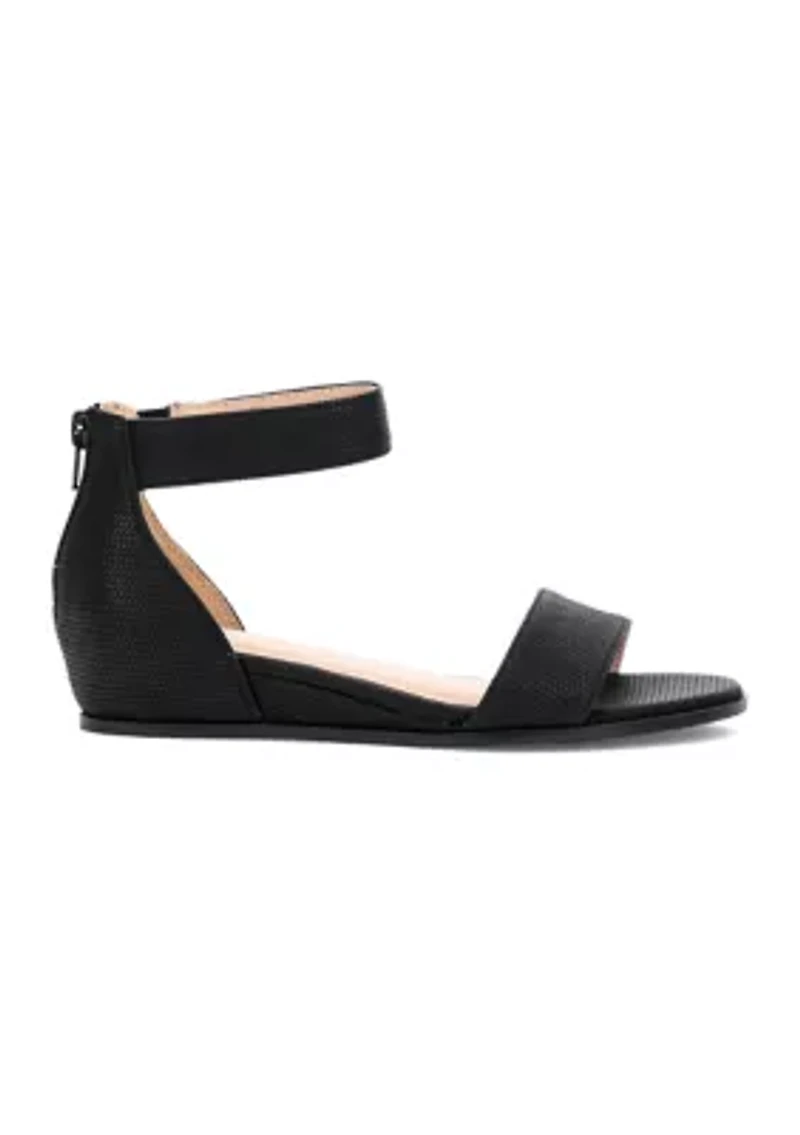 Nomie Flat Sandals