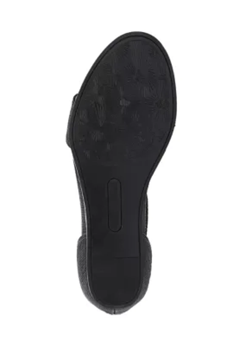 Nomie Flat Sandals