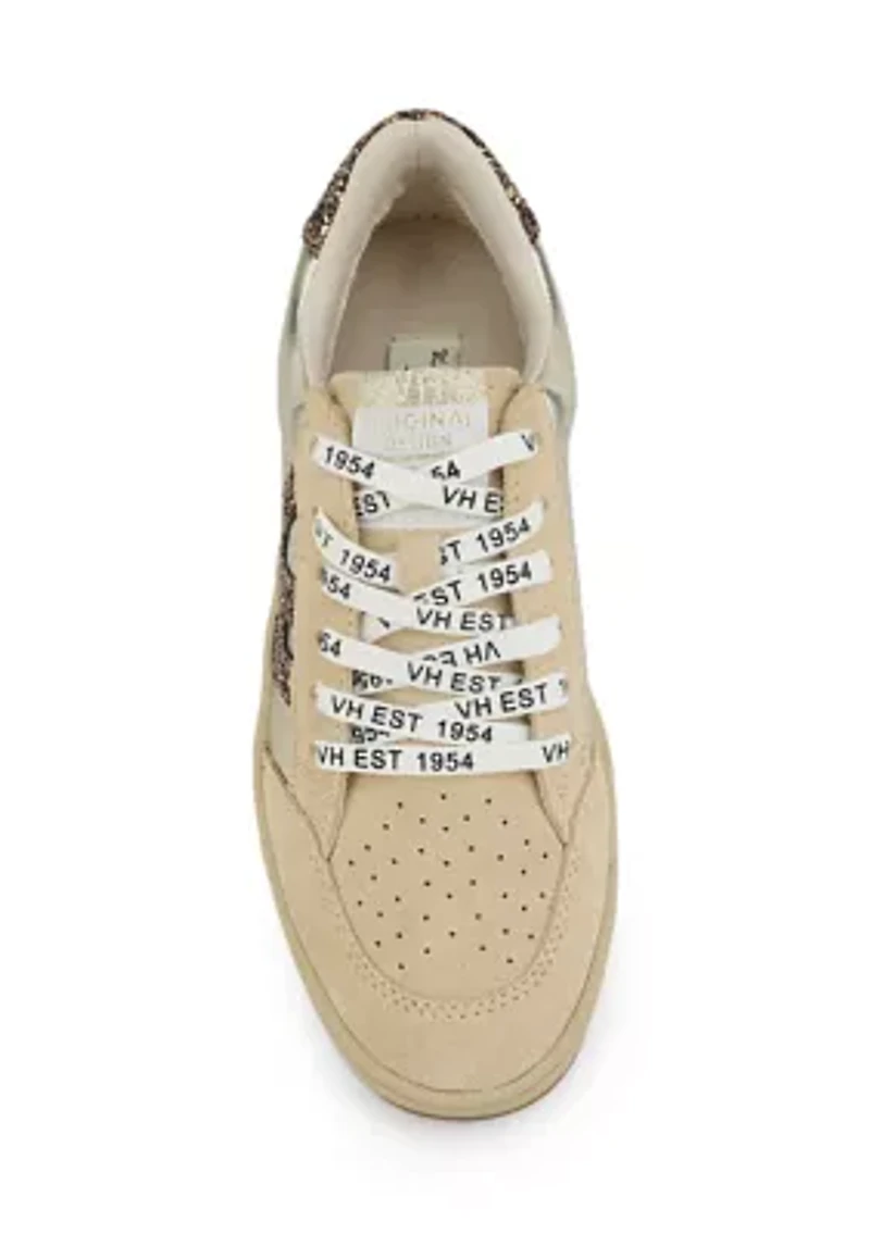 Step Fashion Sneakers