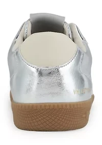 Whiz Sneakers