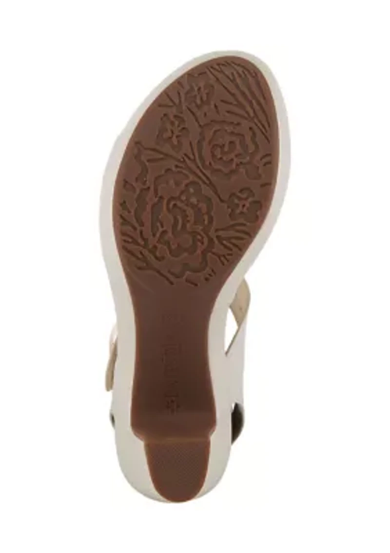 Della Sandals