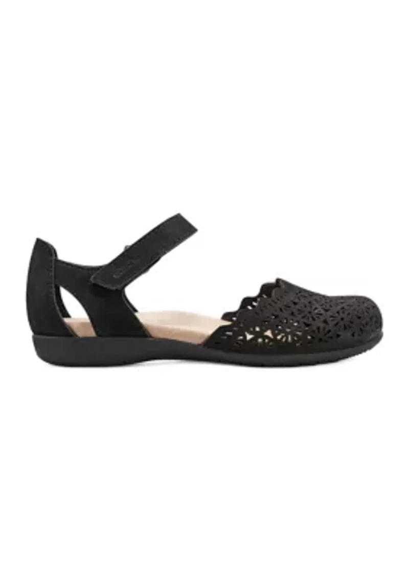 Bronnie Round Toe Casual Slip On Flat Shoes