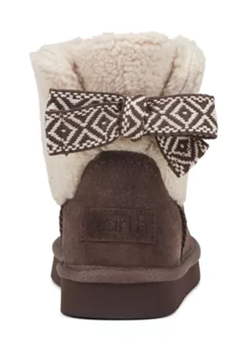 Wing Round Toe Casual Ankle Booties