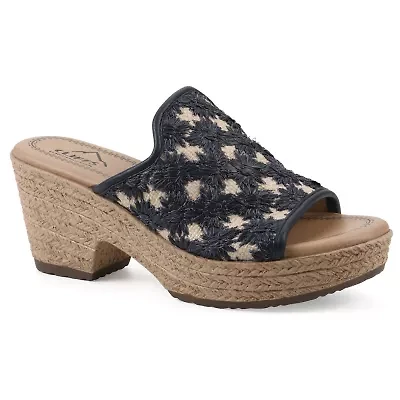Bizzie Wedge Sandal