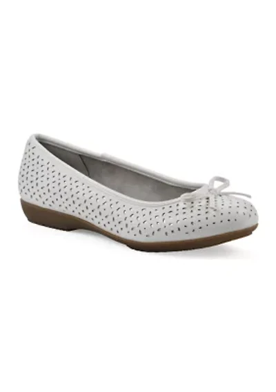 Chelby Ballet Flats