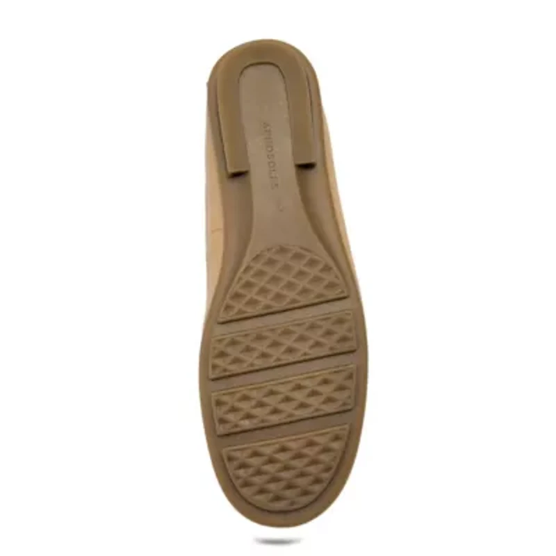 Wysteria Casual Flat